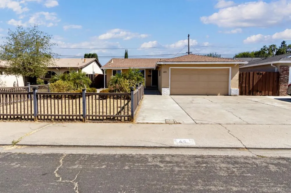 451 Diane Drive Manteca, CA 95336
