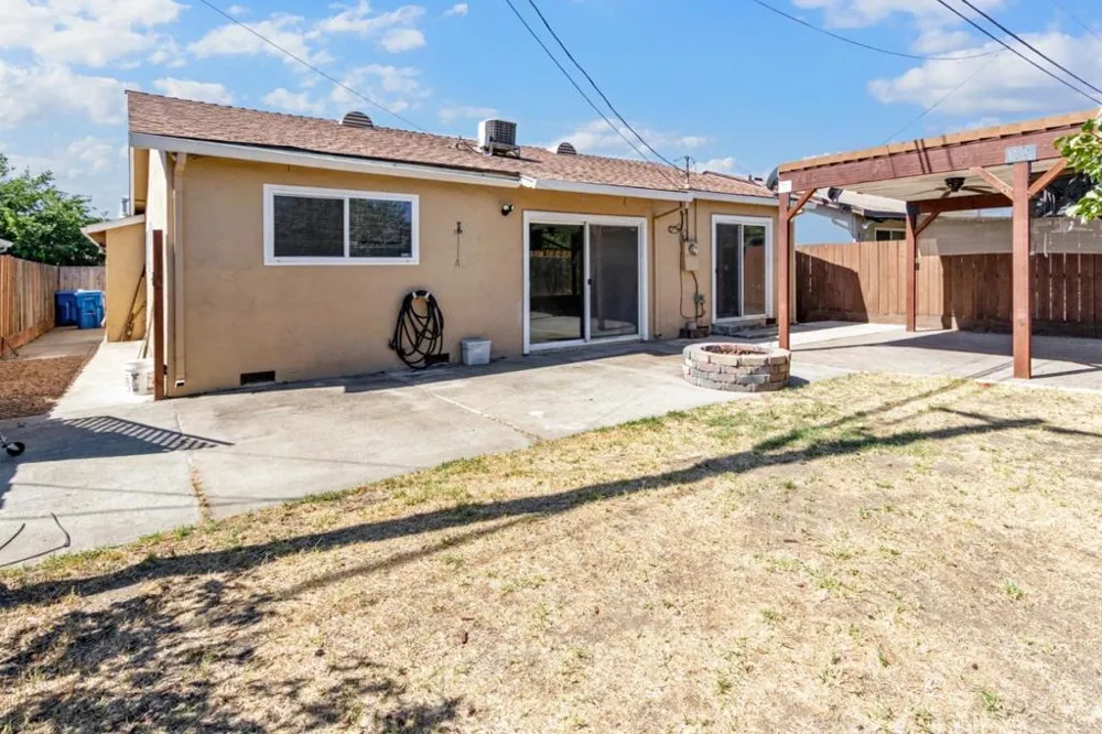 451 Diane Drive Manteca, CA 95336