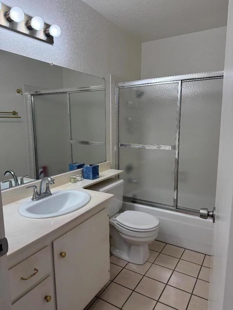 2007 Cedar Ridge Dr Stockton, CA 95207