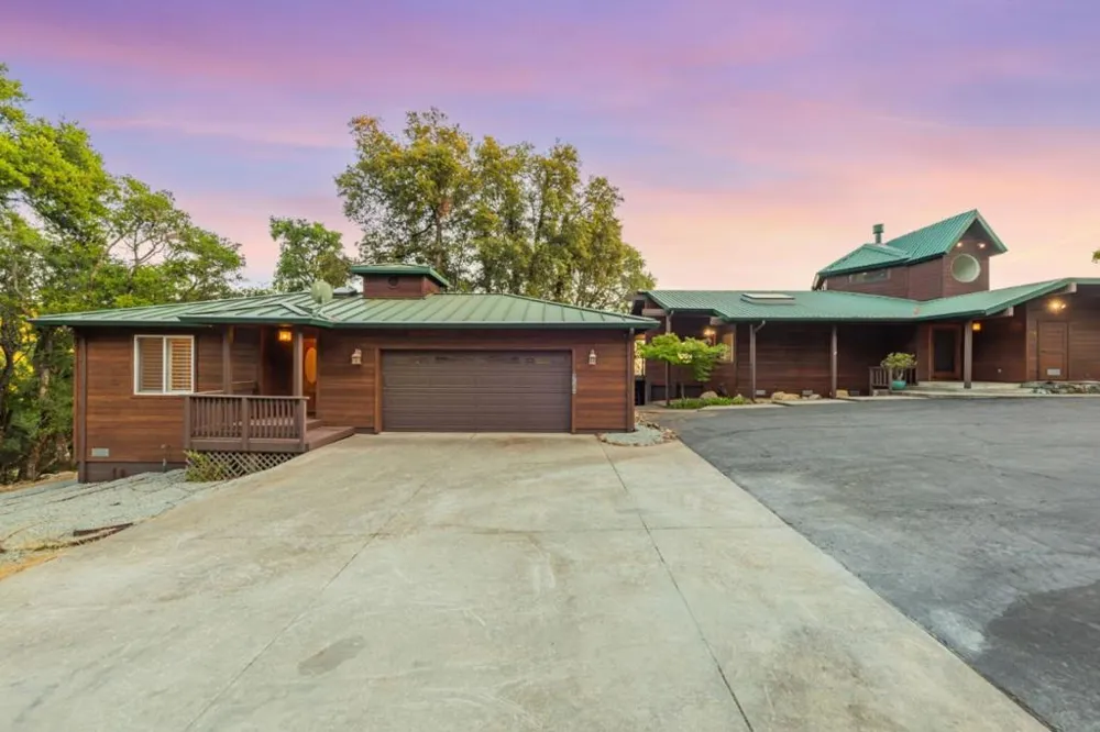 950 Oak Ridge Road Los Gatos, CA 95033