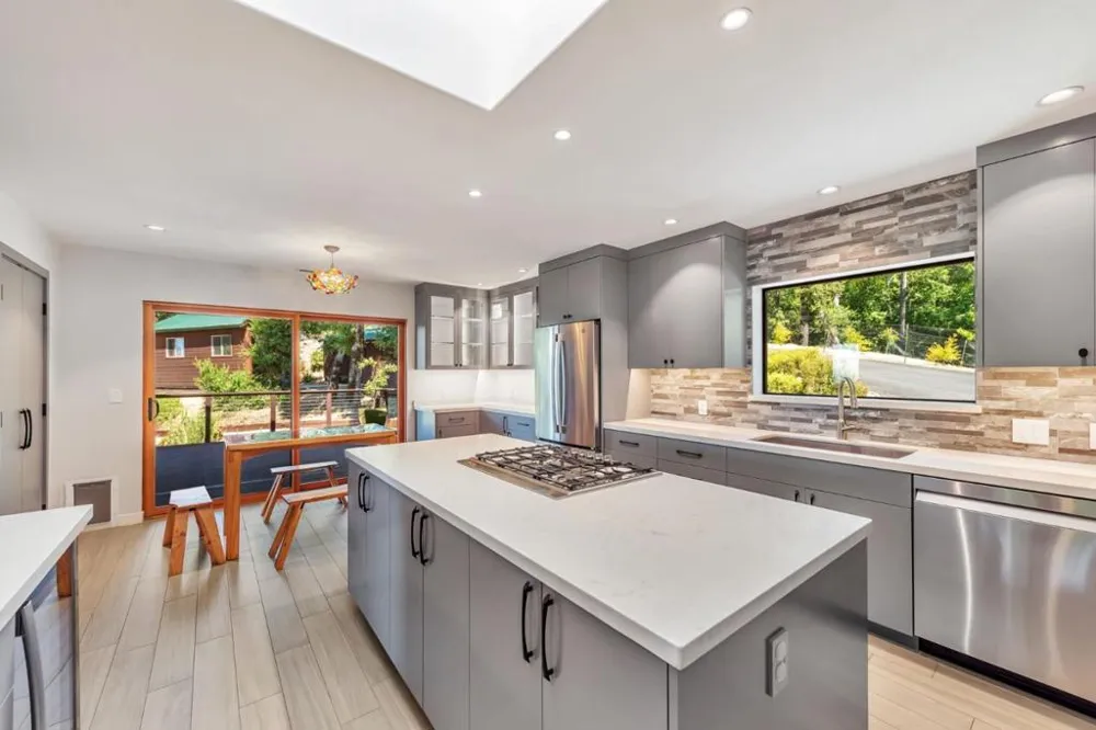 950 Oak Ridge Road Los Gatos, CA 95033