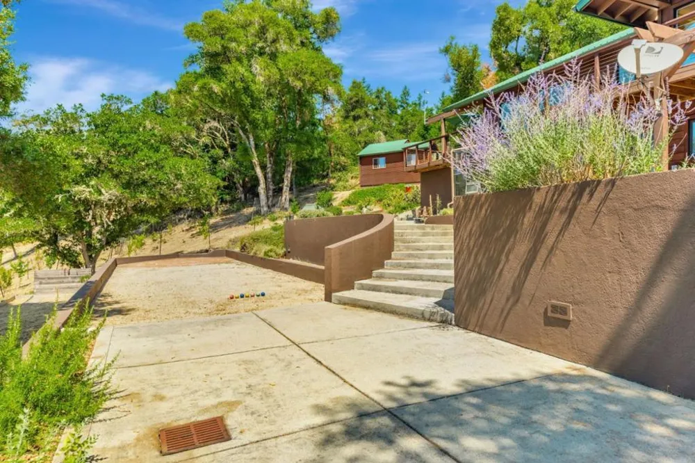 950 Oak Ridge Road Los Gatos, CA 95033