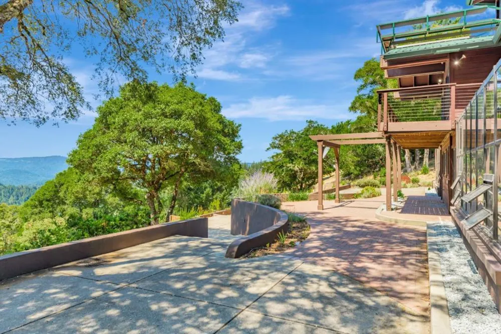 950 Oak Ridge Road Los Gatos, CA 95033