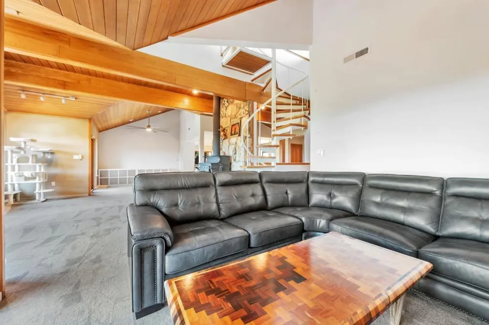 950 Oak Ridge Road Los Gatos, CA 95033
