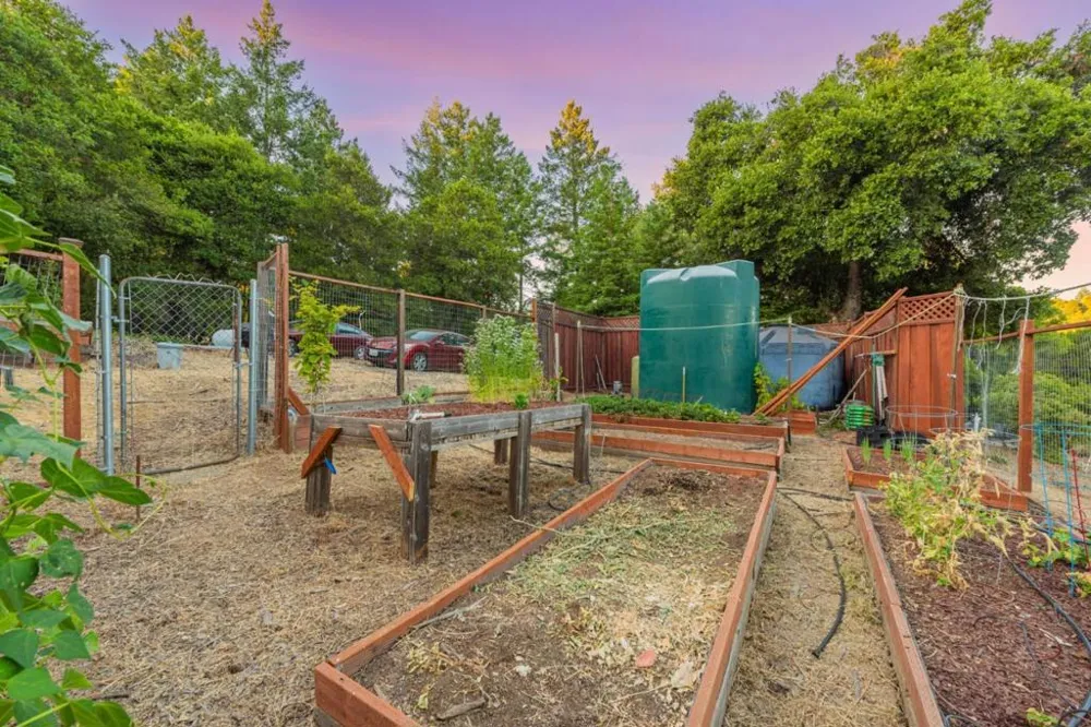 950 Oak Ridge Road Los Gatos, CA 95033