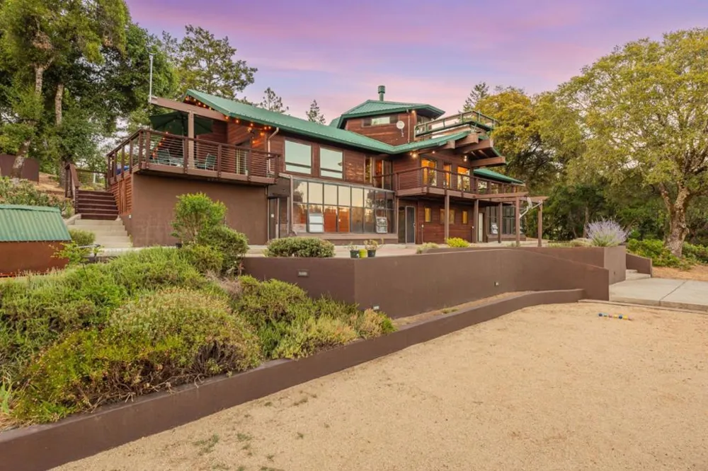 950 Oak Ridge Road Los Gatos, CA 95033