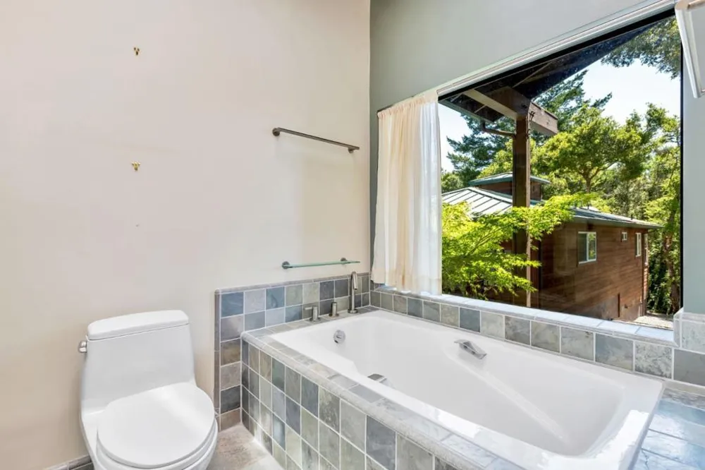950 Oak Ridge Road Los Gatos, CA 95033
