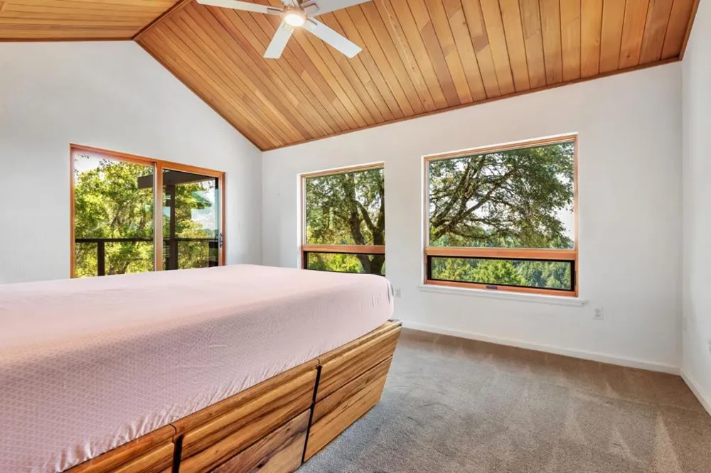 950 Oak Ridge Road Los Gatos, CA 95033