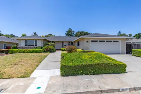 2618 Martinez Drive