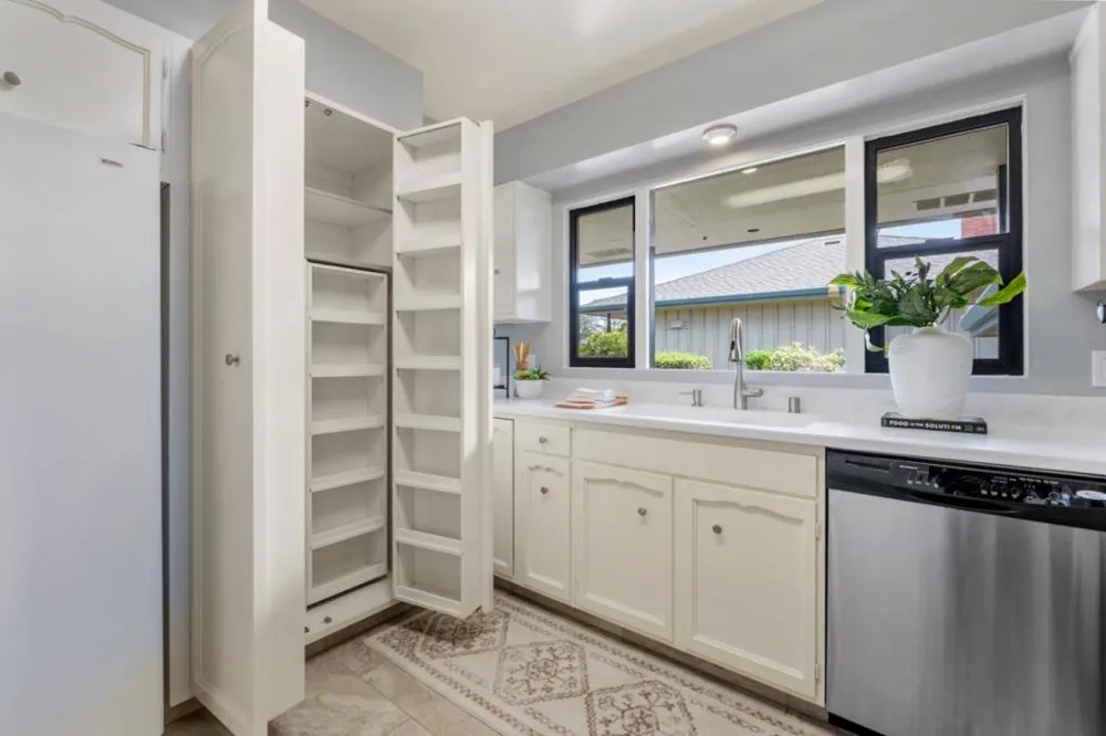 20 Del Mesa Carmel Carmel, CA 93923
