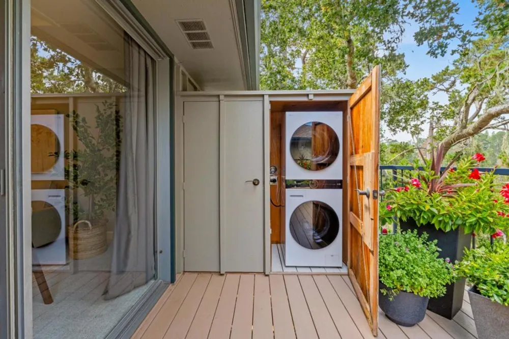 20 Del Mesa Carmel Carmel, CA 93923
