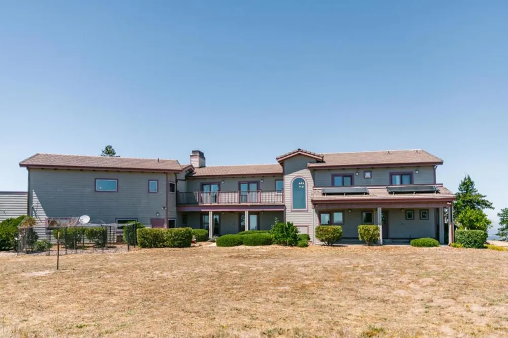 300 Corona Road Carmel, CA 93923