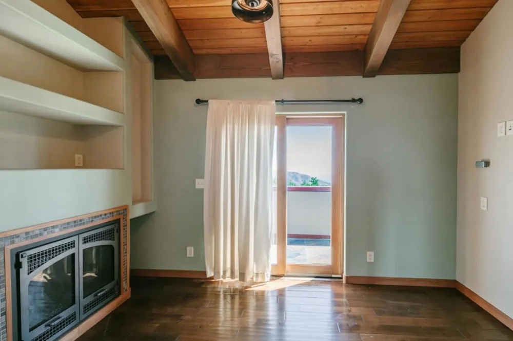 300 Corona Road Carmel, CA 93923