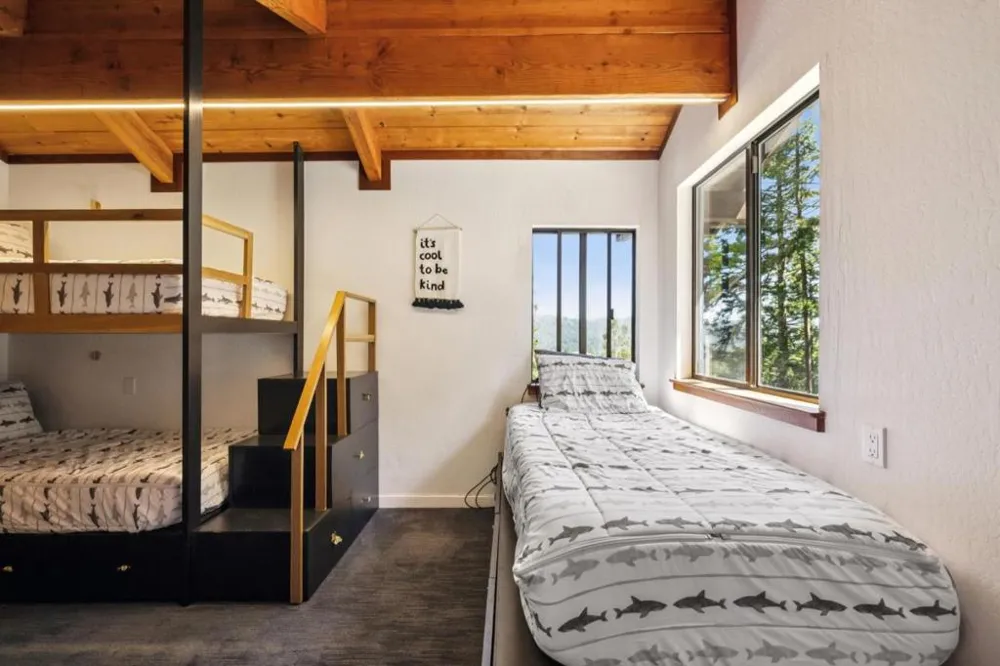 601 Farmin Road Pescadero, CA 94060