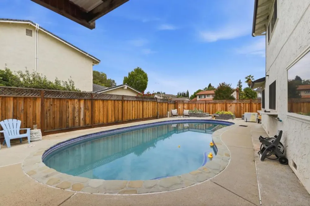 7185 Orchard Drive Gilroy, CA 95020