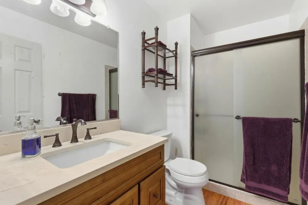 7185 Orchard Drive Gilroy, CA 95020