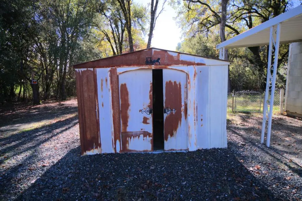 1301 Sixth Street Lakeport, CA 95453