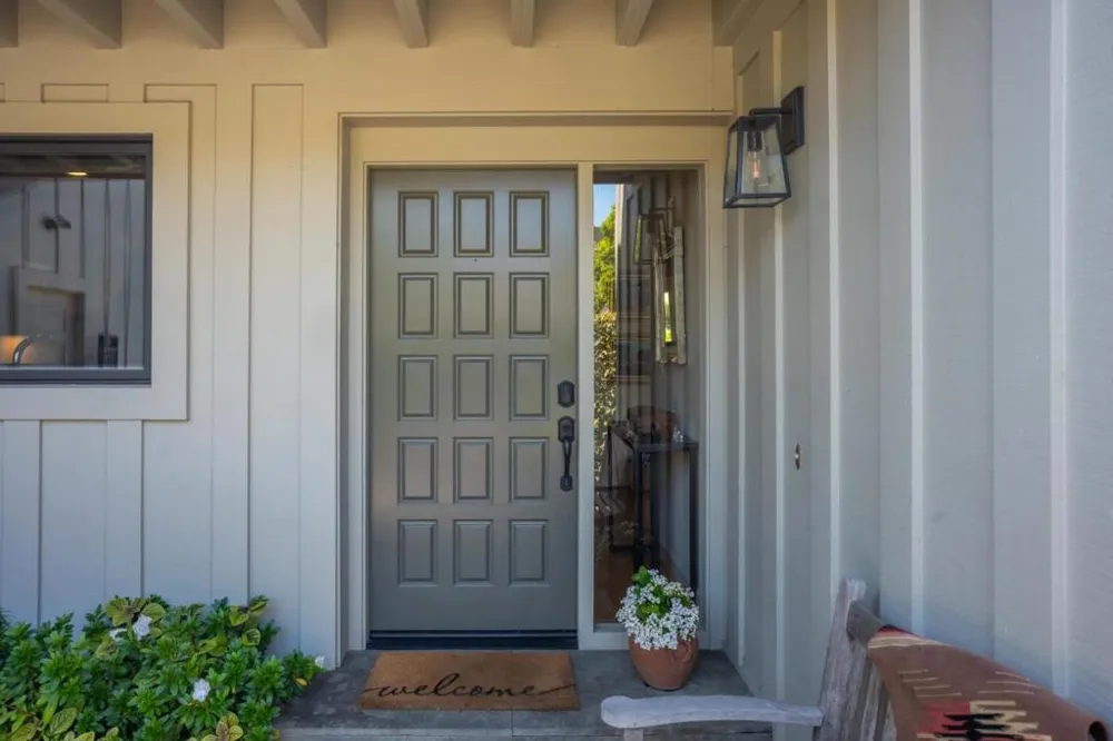 28061 Heron Court Carmel, CA 93923