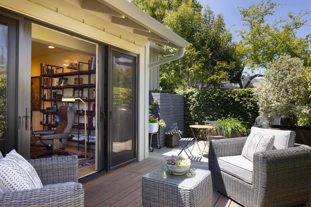 28061 Heron Court Carmel, CA 93923