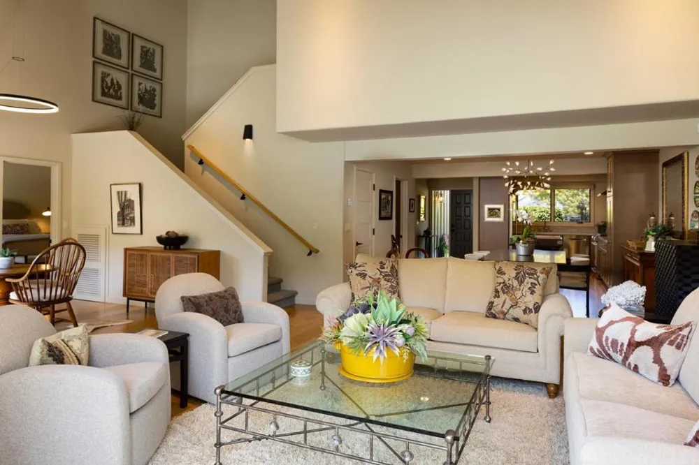 28061 Heron Court Carmel, CA 93923