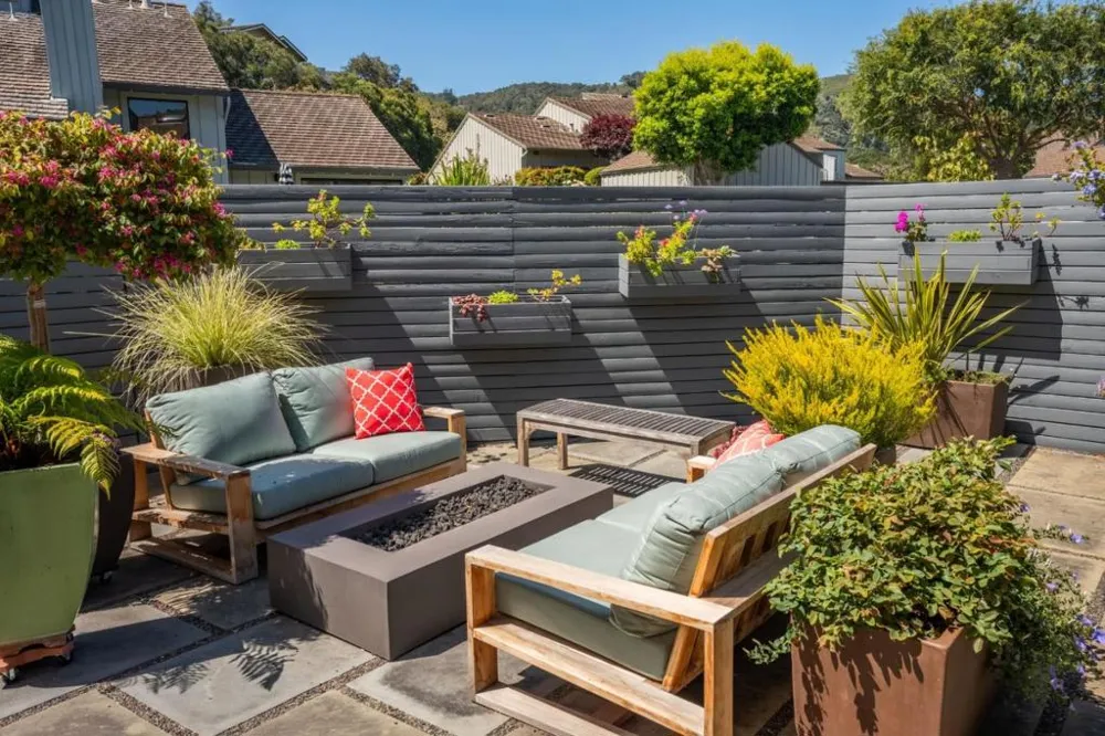 28061 Heron Court Carmel, CA 93923