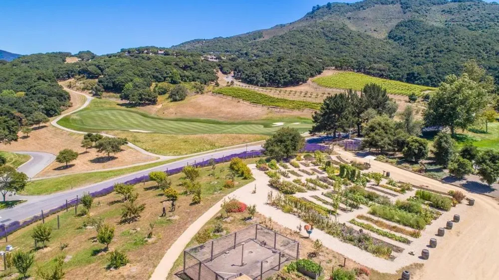 28061 Heron Court Carmel, CA 93923