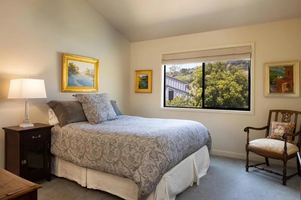 28061 Heron Court Carmel, CA 93923