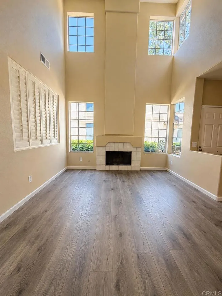 9453 Questa Pointe San Diego, CA 92126