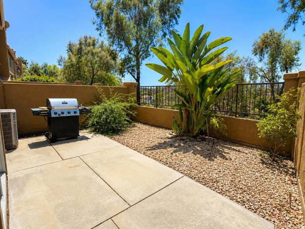 9453 Questa Pointe San Diego, CA 92126