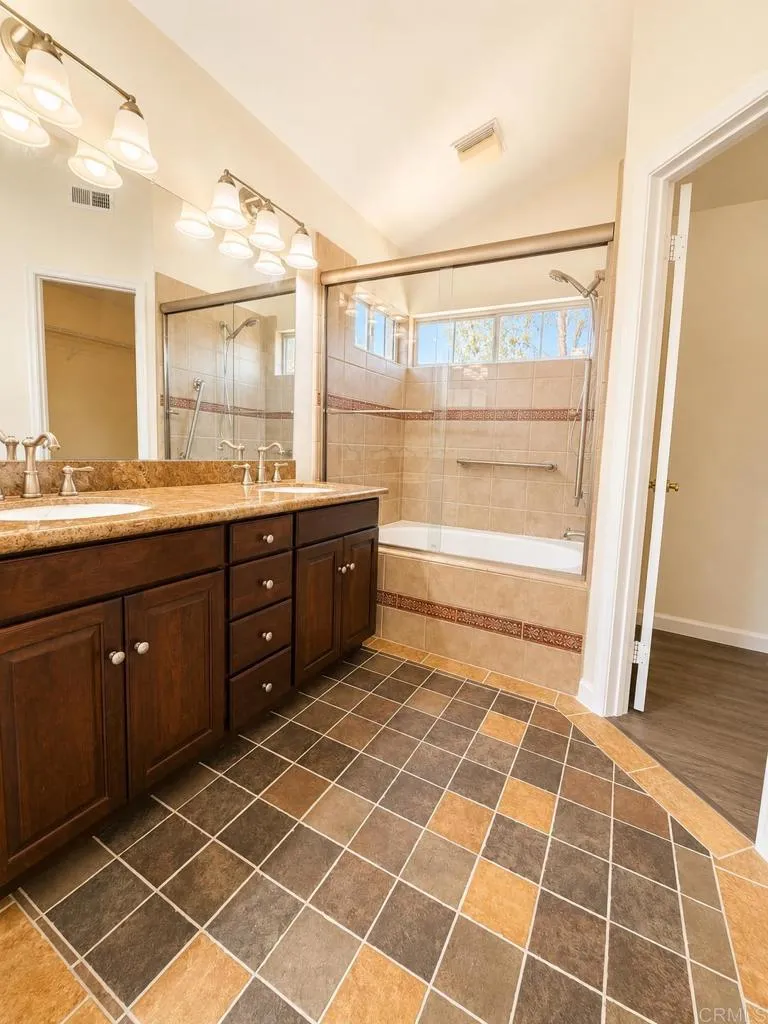 9453 Questa Pointe San Diego, CA 92126