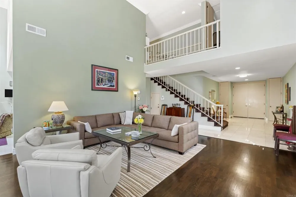 7489 Via De Fortuna Carlsbad, CA 92009