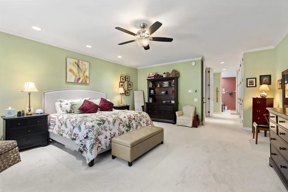 7489 Via De Fortuna Carlsbad, CA 92009
