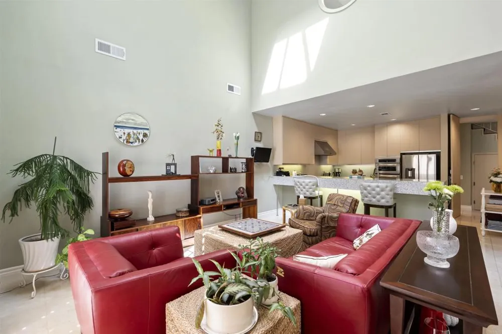 7489 Via De Fortuna Carlsbad, CA 92009