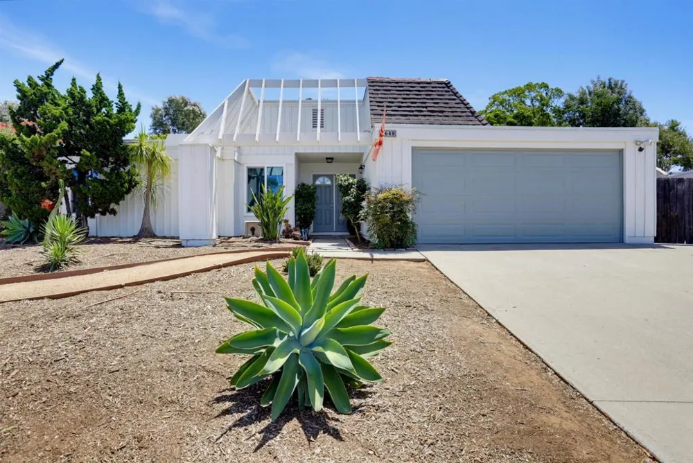 1649 Palomar Drive San Marcos, CA 92069