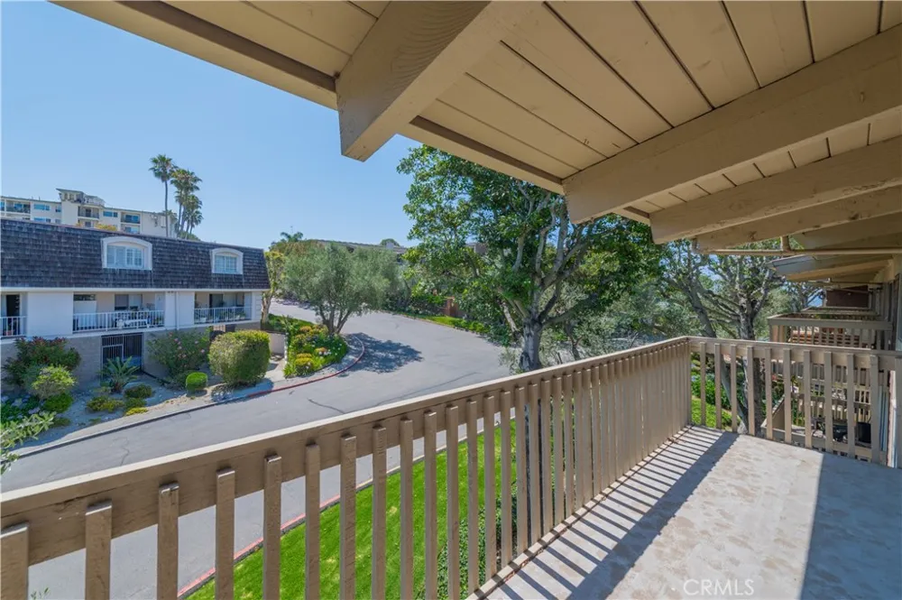 6542 Ocean Crest Drive #B308 Rancho Palos Verdes, CA 90275