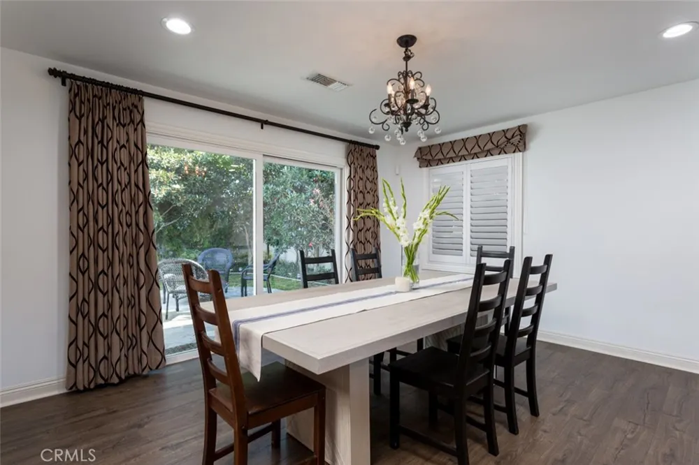 2043 Capella Court Costa Mesa, CA 92626