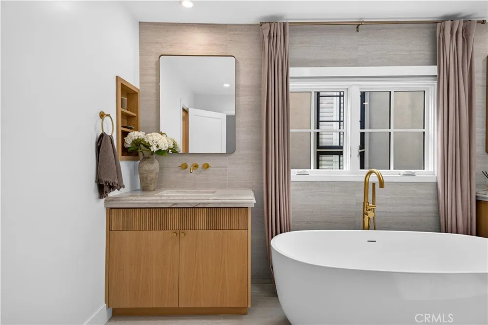 603 36th Street Newport Beach, CA 92663