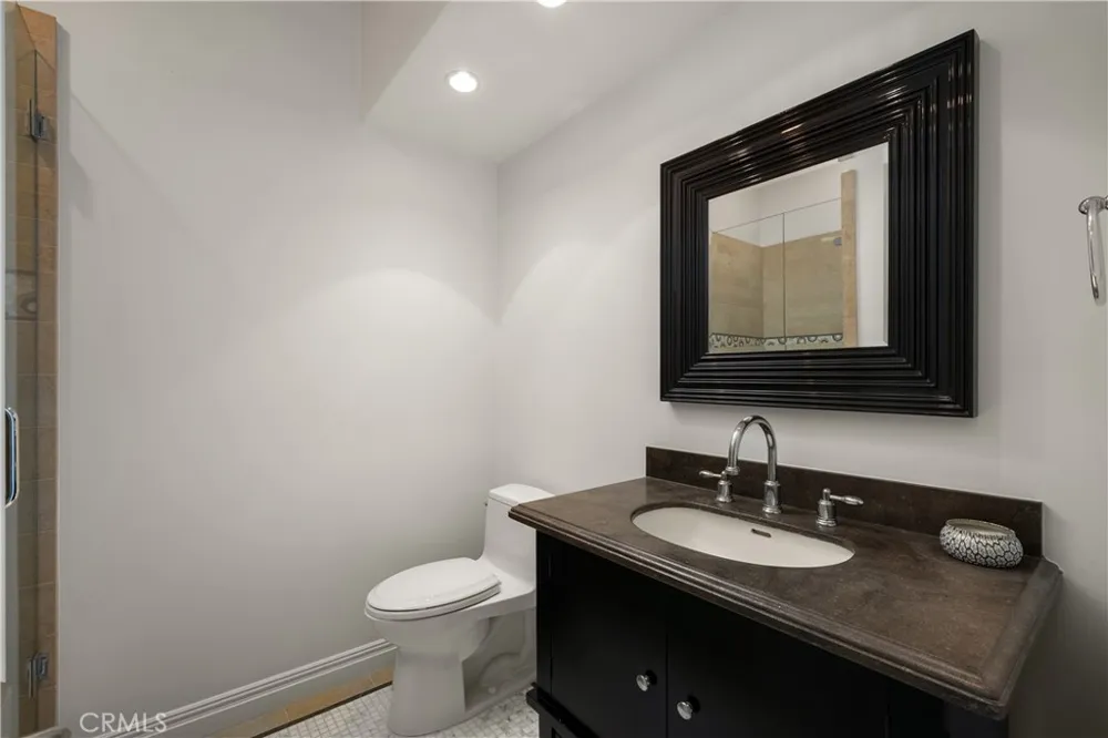 315 Carnation Corona del Mar, CA 92625