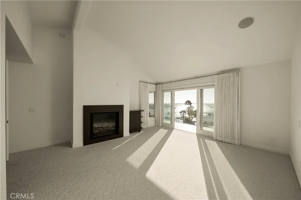 315 Carnation Corona del Mar, CA 92625