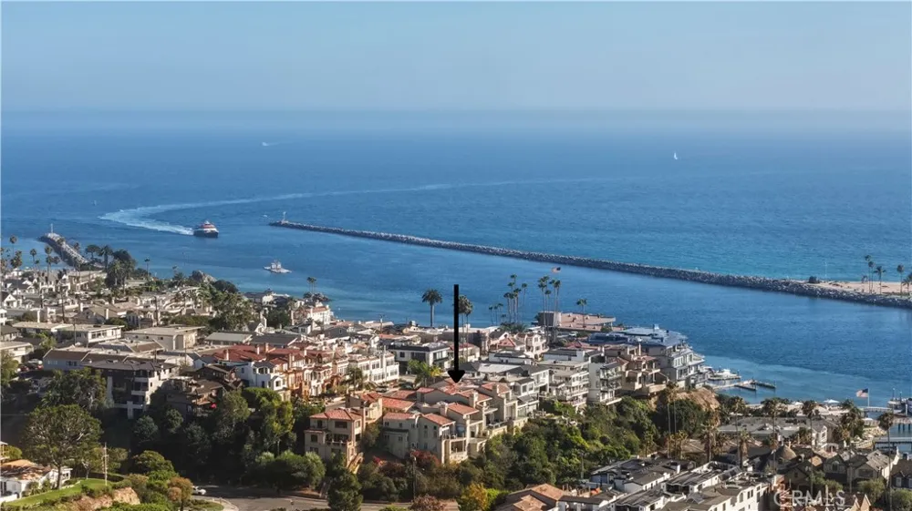 315 Carnation Corona del Mar, CA 92625