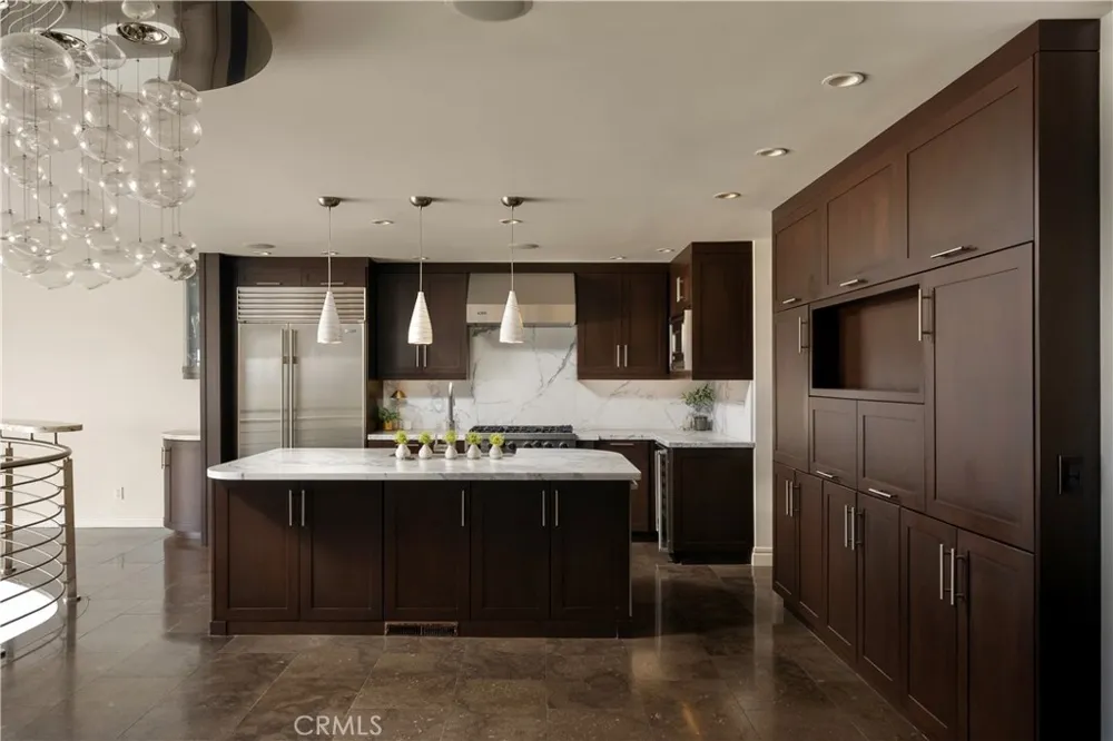 315 Carnation Corona del Mar, CA 92625