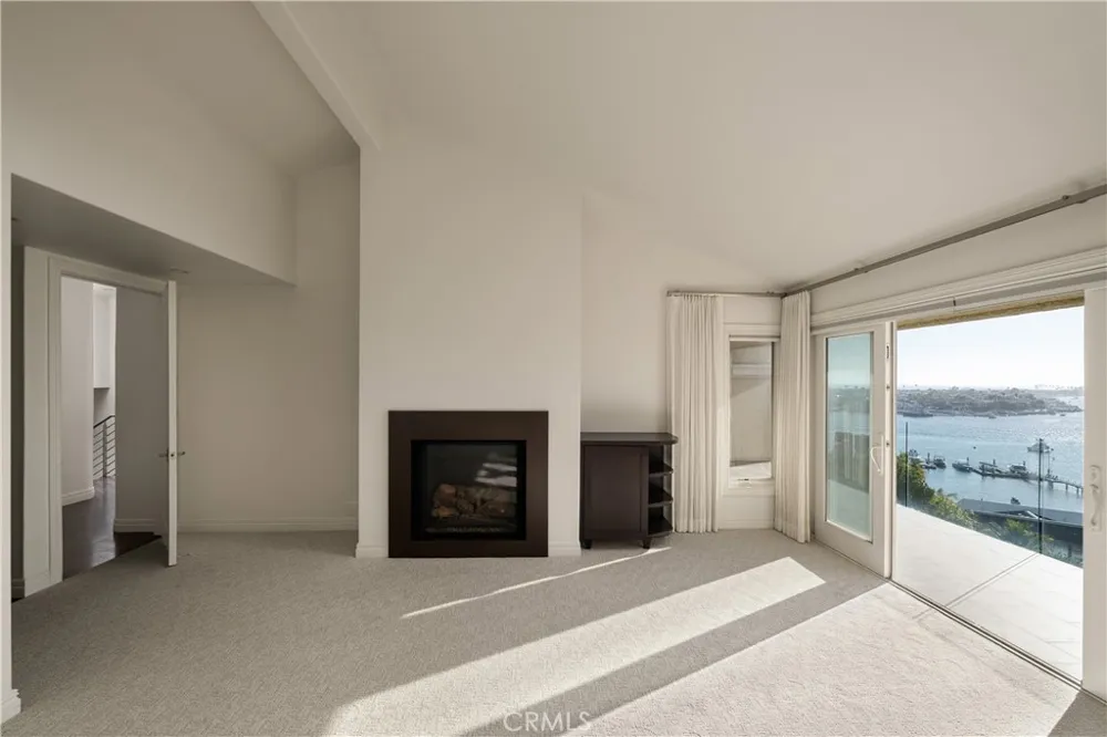 315 Carnation Corona del Mar, CA 92625