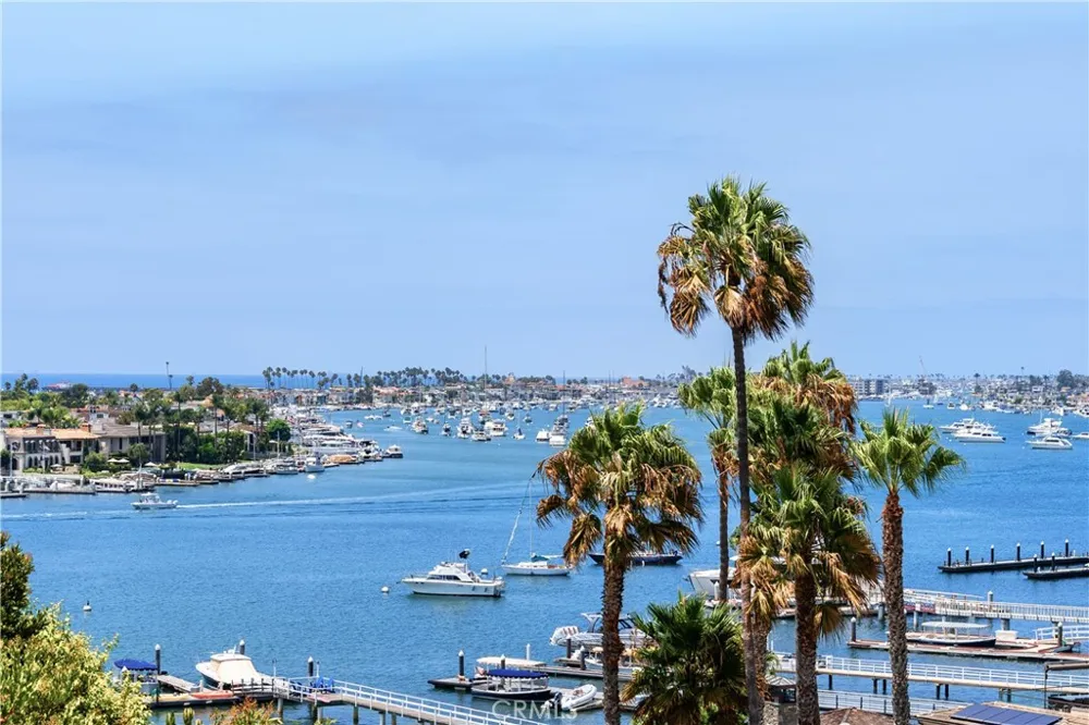315 Carnation Corona del Mar, CA 92625