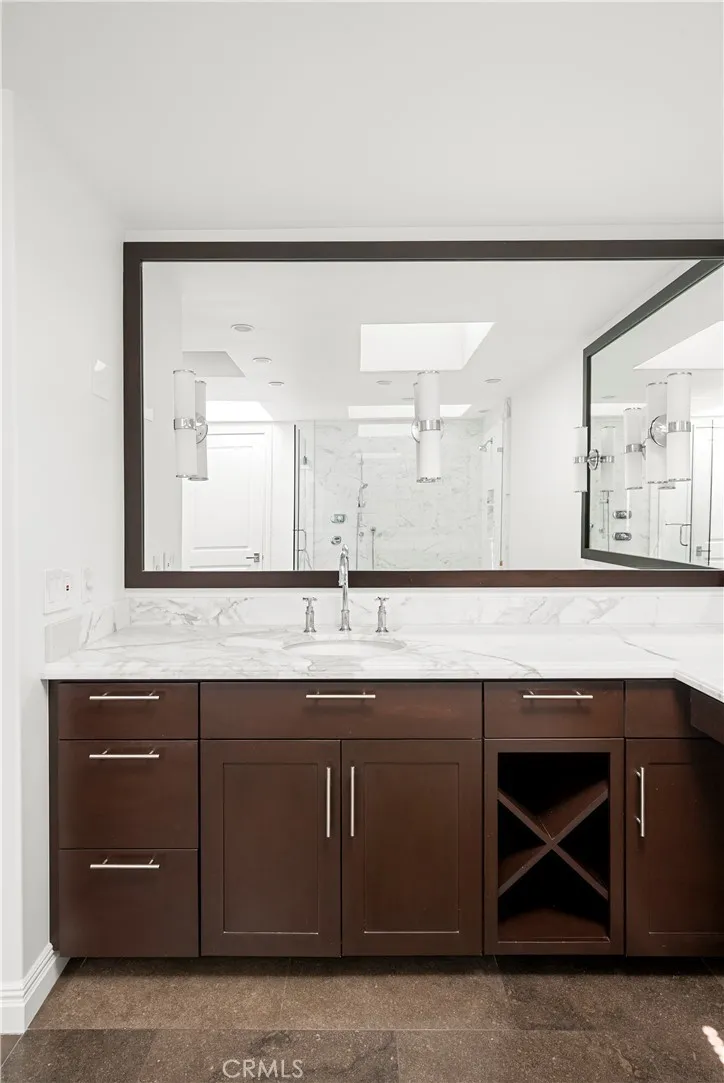 315 Carnation Corona del Mar, CA 92625