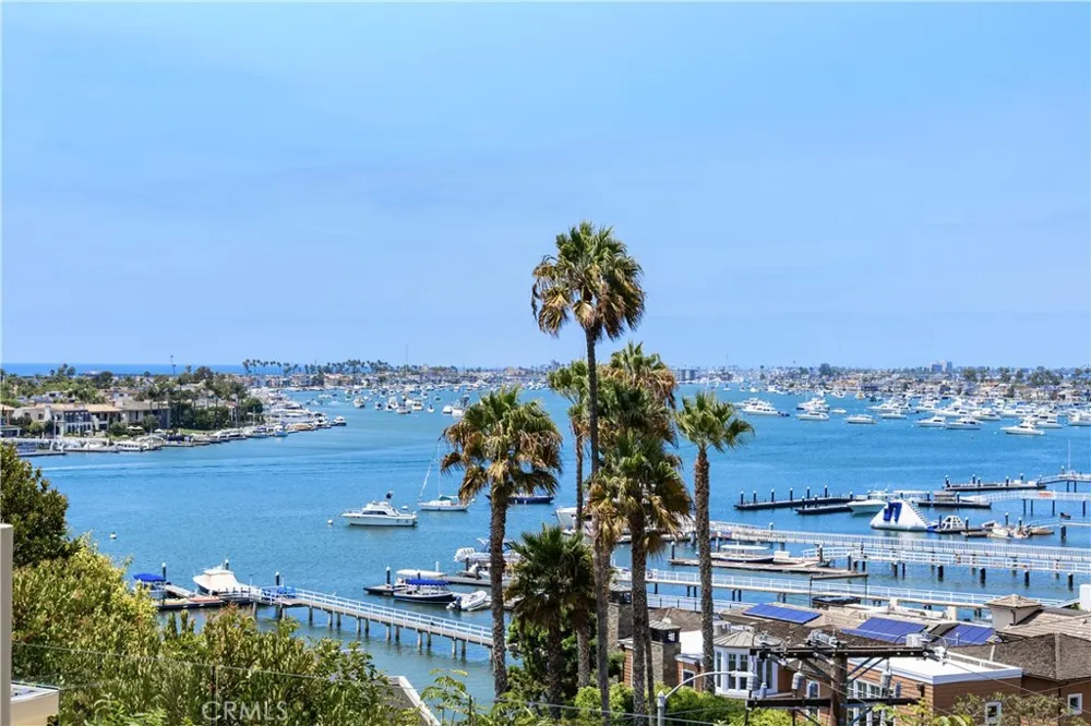 315 Carnation Corona del Mar, CA 92625