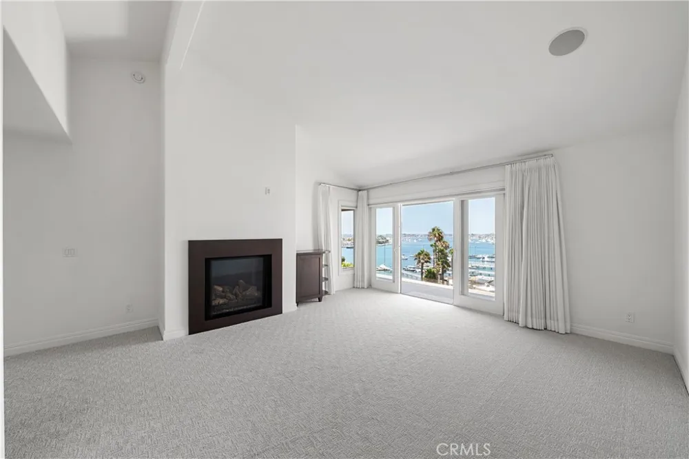 315 Carnation Corona del Mar, CA 92625