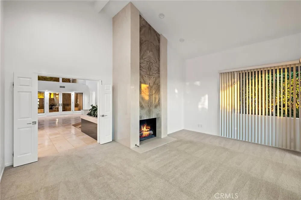 21 Montpellier Newport Beach, CA 92660