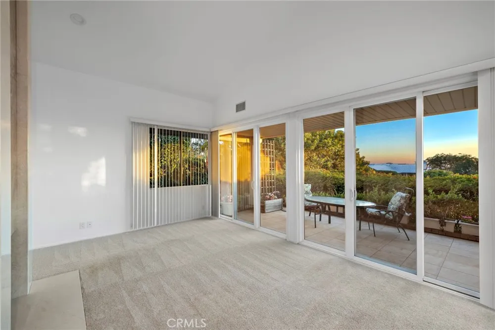 21 Montpellier Newport Beach, CA 92660