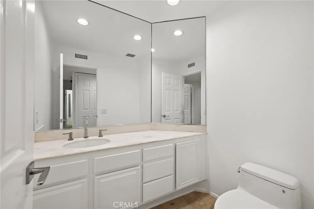 21 Montpellier Newport Beach, CA 92660