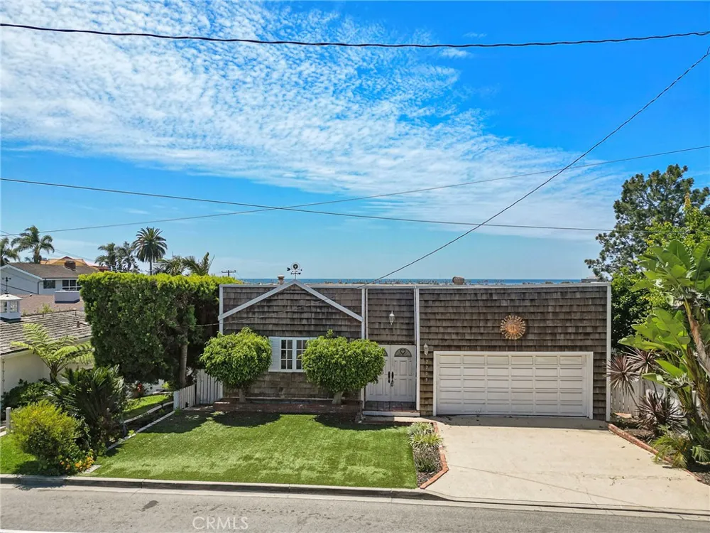 2209 Cliff Drive Newport Beach, CA 92663
